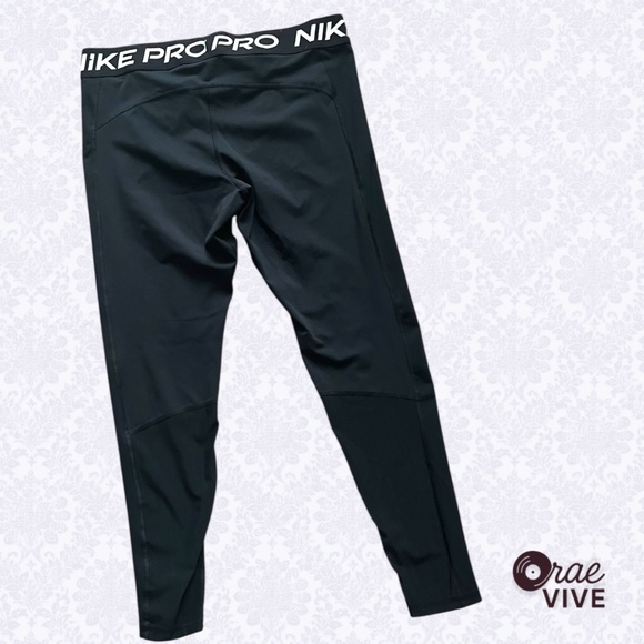 Nike Pro Women's Mid-Rise Mesh-Paneled Leggings [W/XL] - Picture 2 of 6